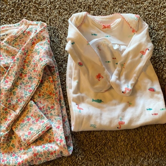 Newborn carters gown - Picture 2 of 2